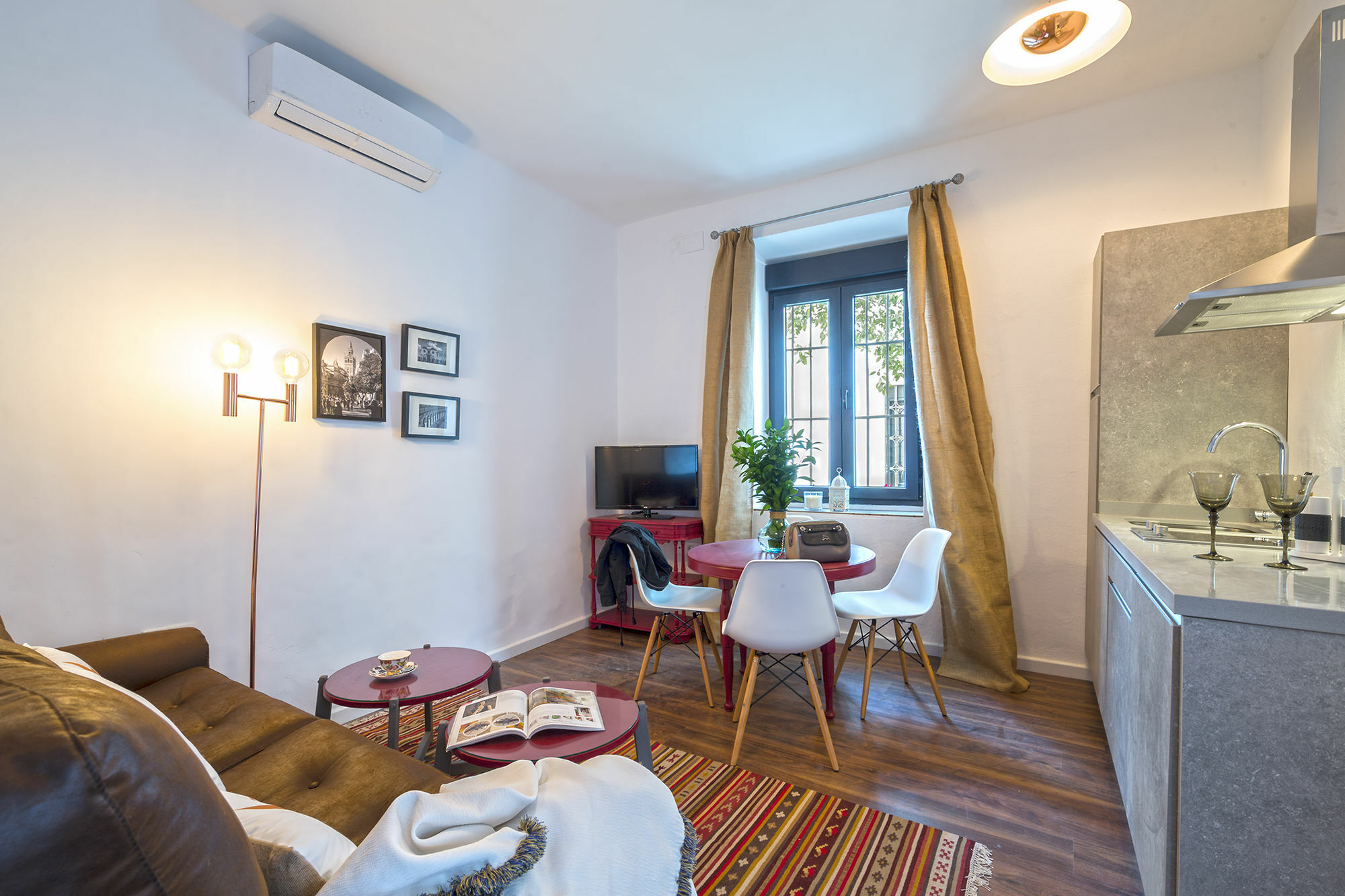 Selecta Apartments Los Venerables Sevilla Exterior foto